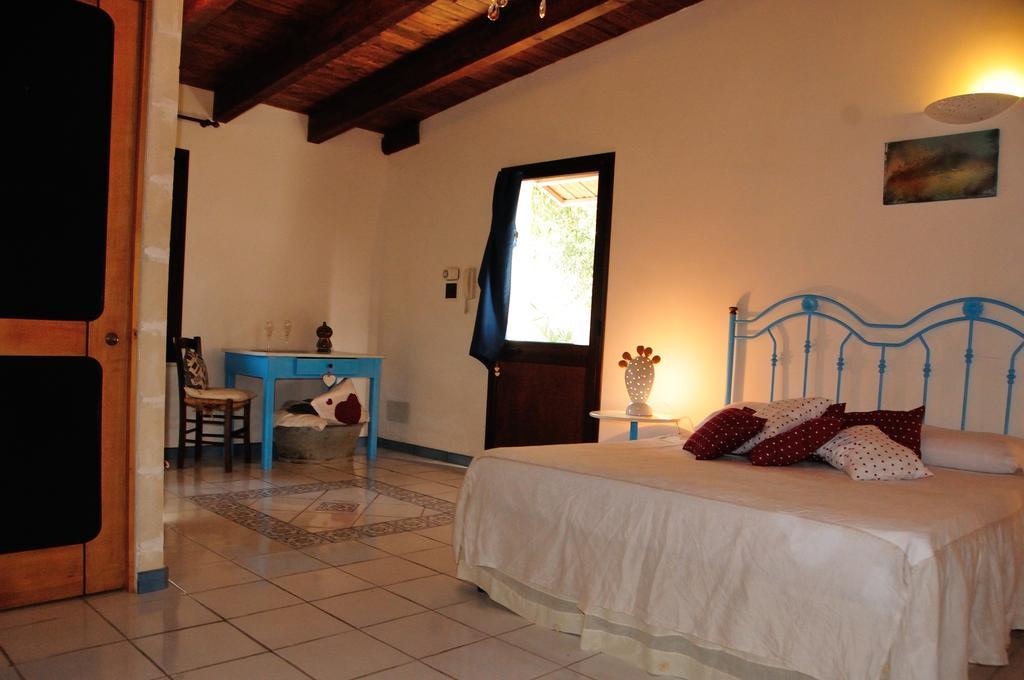 Alba Bed & Breakfast Melendugno Quarto foto